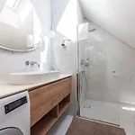 Holidayplus Multiple Apartments, By Cohost *