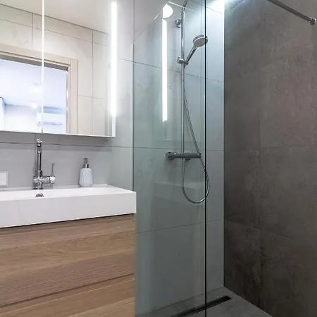 Holidayplus Multiple Apartments, By Cohost 公寓 帕兰加