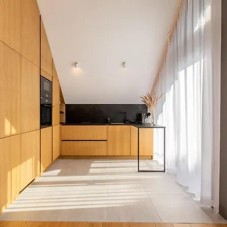 Holidayplus Multiple Apartments, By Cohost *