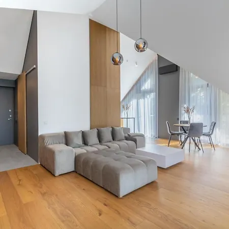 Holidayplus Multiple Apartments, By Cohost * 帕兰加