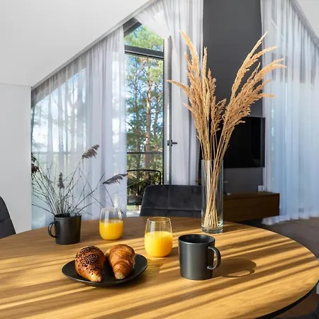 Holidayplus Multiple Apartments, By Cohost Апартаменти *