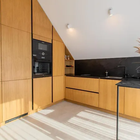 Holidayplus Multiple Apartments, By Cohost *