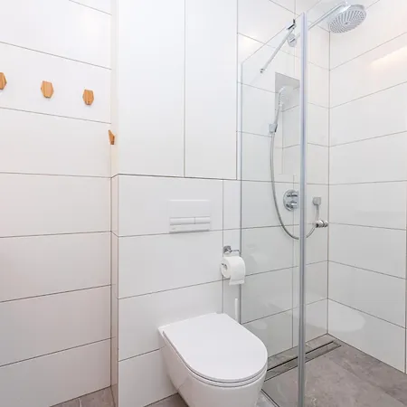 Holidayplus Multiple Apartments, By Cohost Апартаменти Паланга