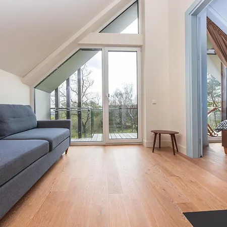 Апартаменти Holidayplus Multiple Apartments, By Cohost Паланга