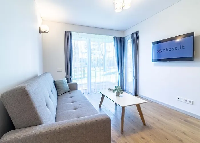 Holidayplus Multiple Apartments, By Cohost Апартаменти Паланга