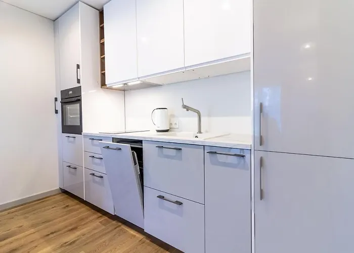 Holidayplus Multiple Apartments, By Cohost *