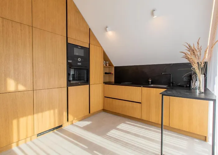 Holidayplus Multiple Apartments, By Cohost *