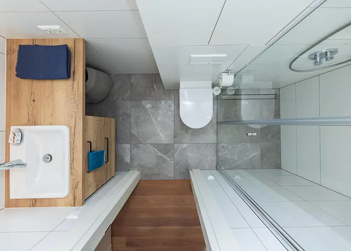 Holidayplus Multiple Apartments, By Cohost Апартаменти Паланга