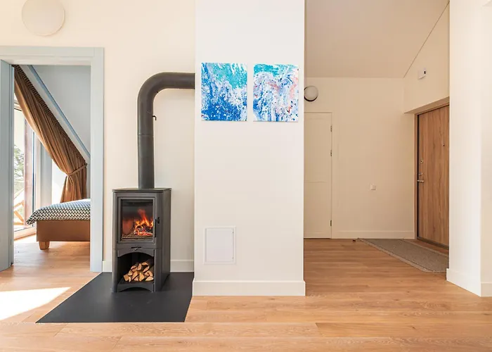 Апартаменти Holidayplus Multiple Apartments, By Cohost Паланга