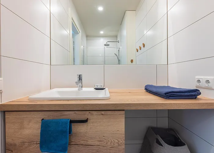 Holidayplus Multiple Apartments, By Cohost *