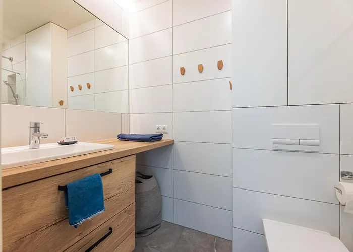 Holidayplus Multiple Apartments, By Cohost