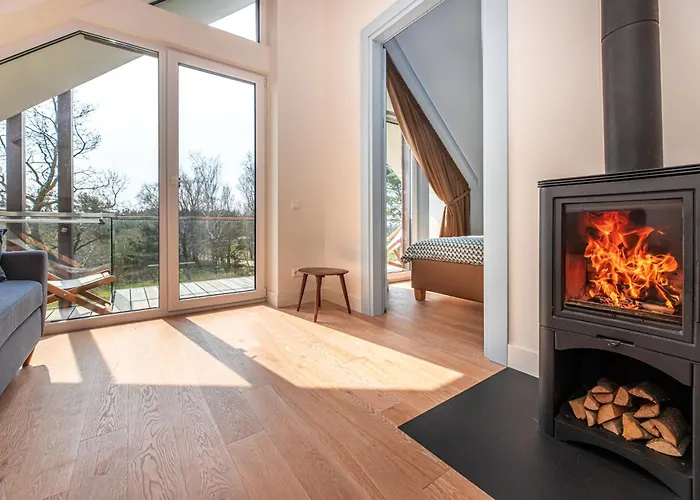 Holidayplus Multiple Apartments, By Cohost Апартаменти *